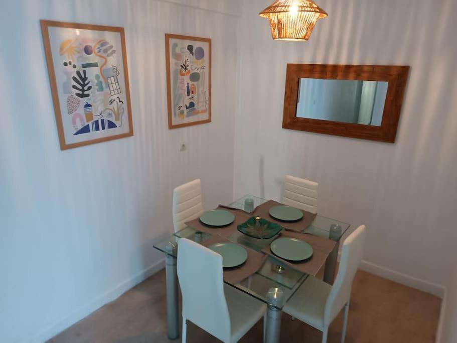 Estupendo Piso Renovado A 30 Metros De La Playa Apartment Almeria Exterior photo